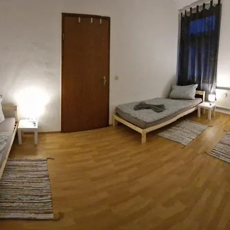 Monteurwohnung Zwickauer Land * Crimmitschau