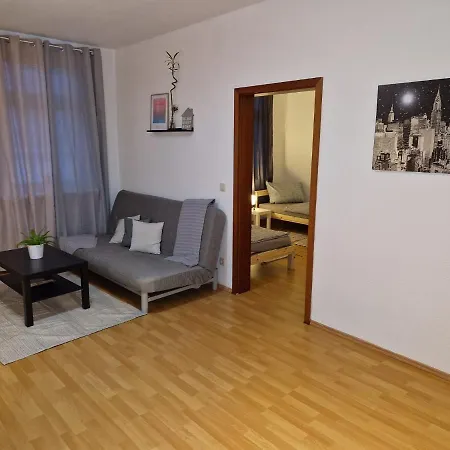 Monteurwohnung Zwickauer Land דירה Crimmitschau
