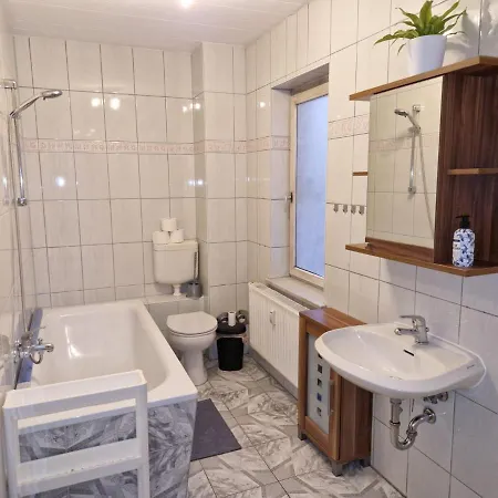 Monteurwohnung Zwickauer Land דירה