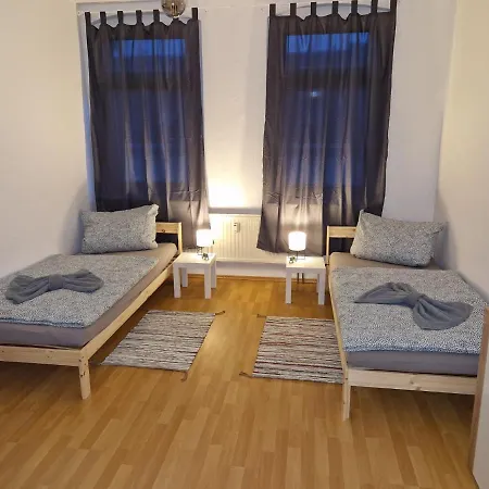 Monteurwohnung Zwickauer Land דירה Crimmitschau